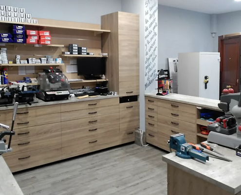 Mobiliario almacenamiento a medida en uno de nuestros proyectos: Colón