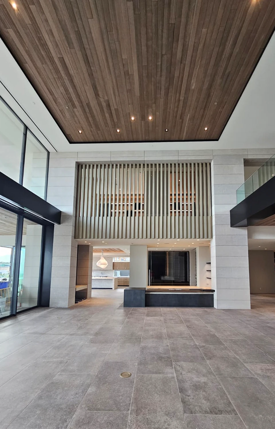 DECORACIÓN EN MADERA SALÓN