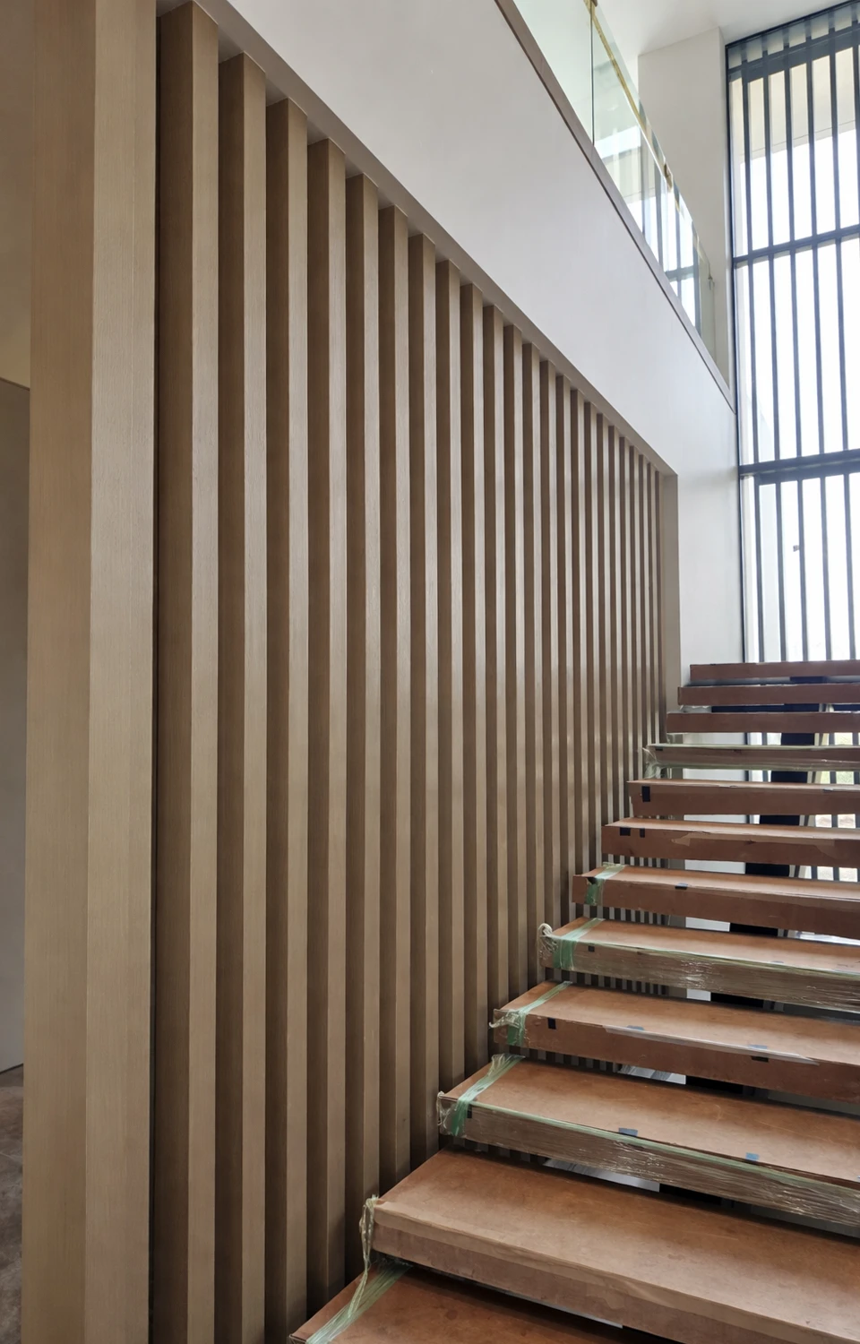 ESCALERA EN MADERA